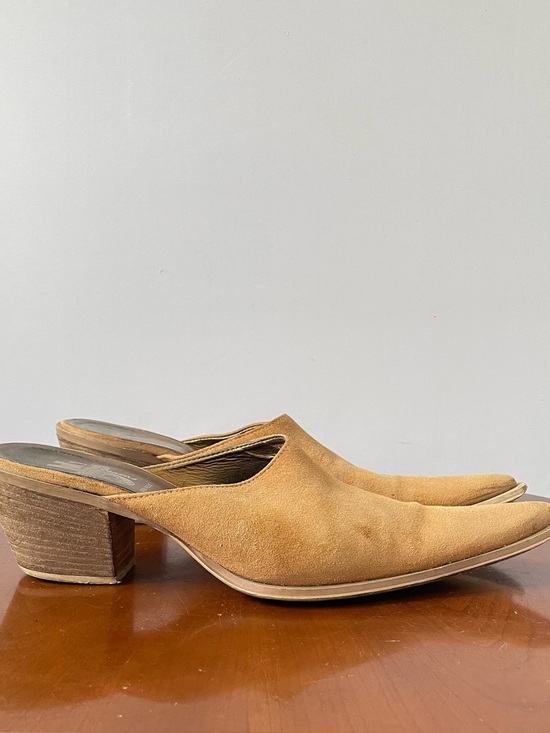 Shoes - Browns Vintage Pointed-toe Suede Mules | US 8.5